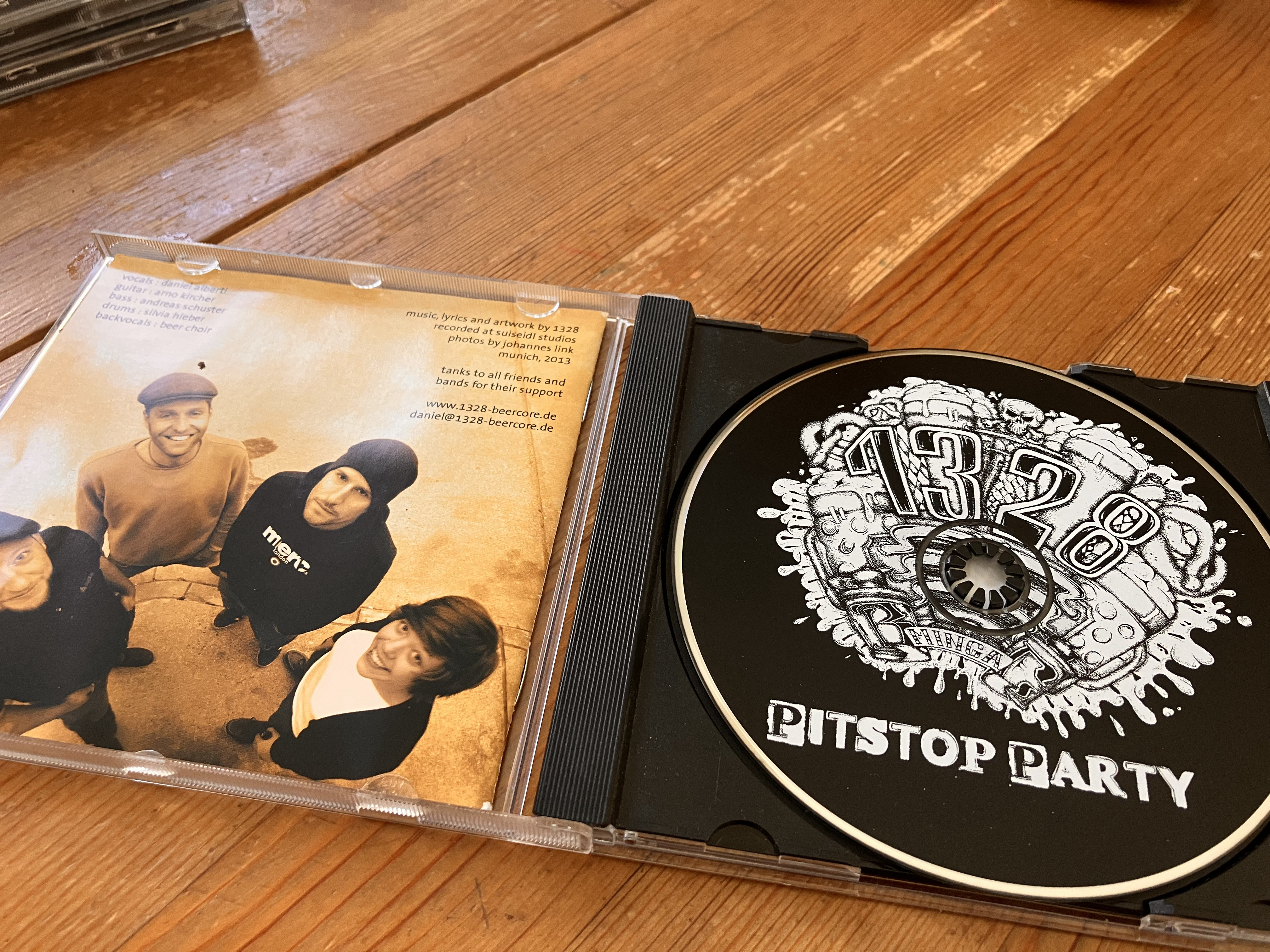 1328 - Pitstop Party - CD